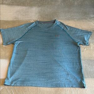Under Armour Men's Blue T-Shirt